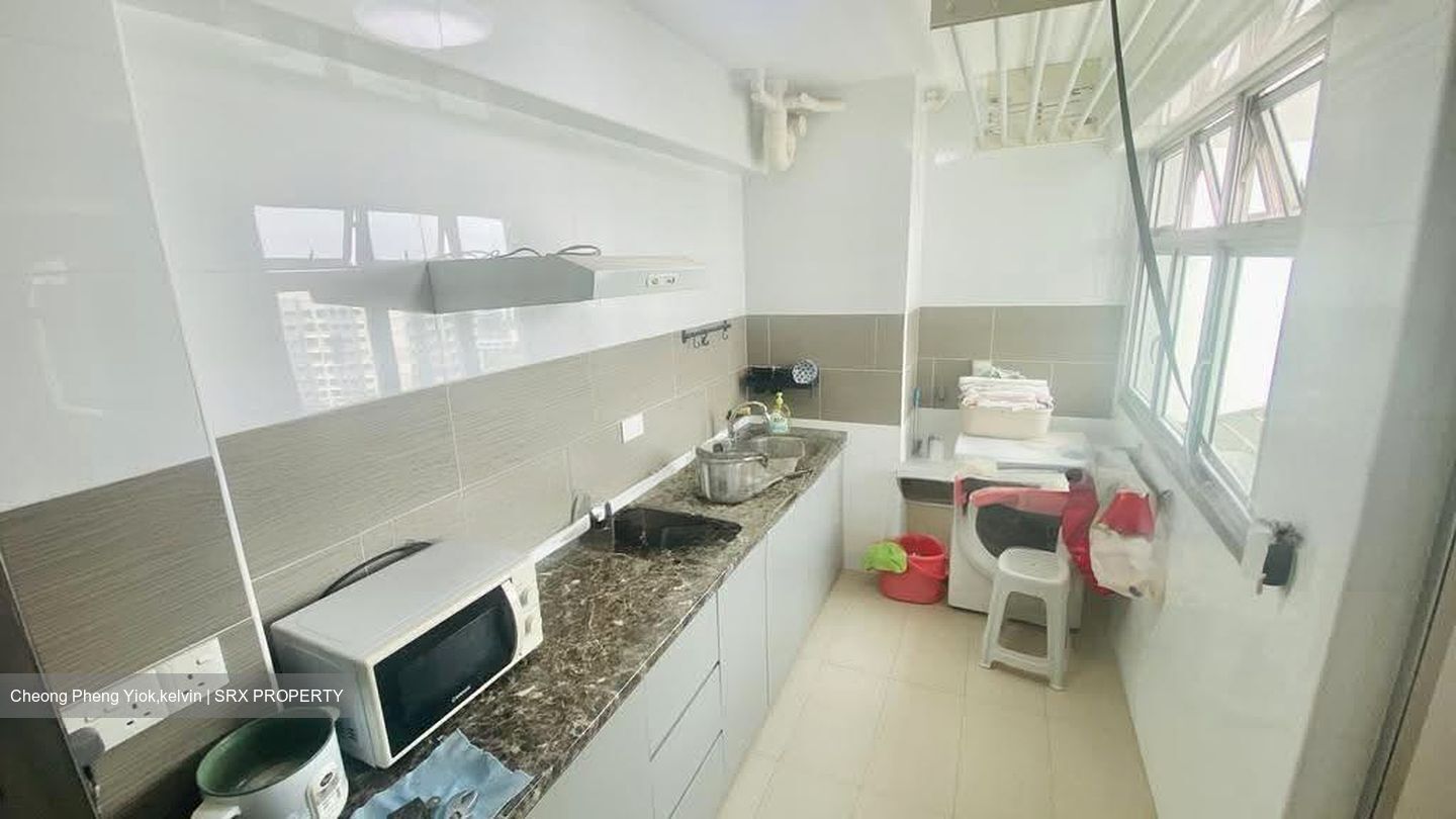 Blk 448B West Valley @ Bukit Batok (Bukit Batok), HDB 2 Rooms #615978301